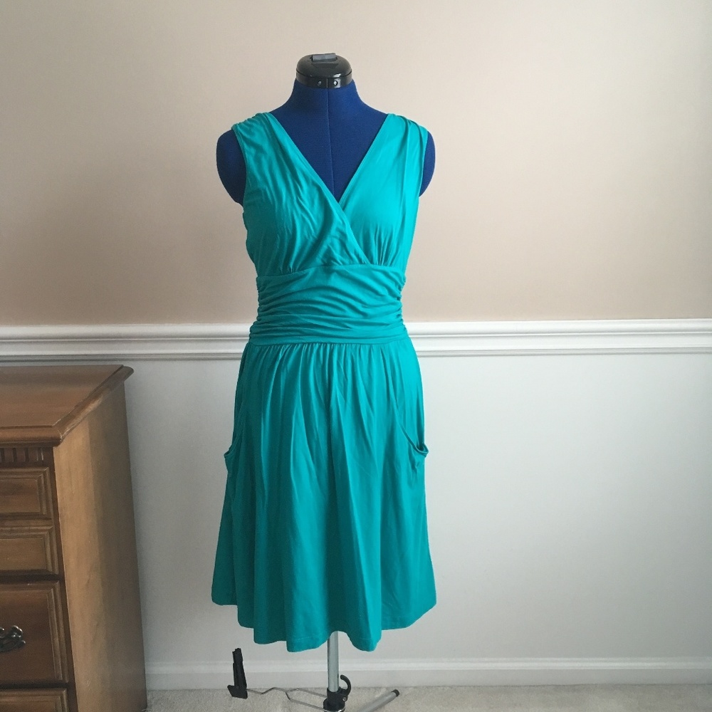 Athleta womens size small sleeveless jura dress in teal